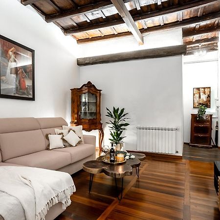 Trevi Fountain Luxury Guest House Rome Exterior photo